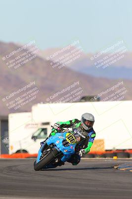 media/Dec-05-2024-Racers Edge (Thu) [[e102e0690b]]/3-B Group/Session 5 (Turn 16)/